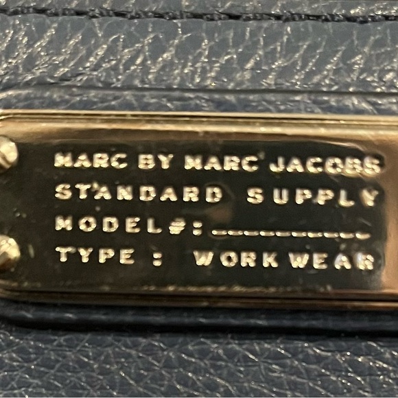 Marc by Marc Jacobs Blue Leather Wallet - Picture 2 of 6